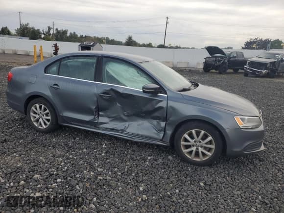 ✅ 2013 Volkswagen Jetta SE • VIN: 3VWDP7AJ7DM252468 • Lot: 86126825. Listed on Copart with 110,822 mi. Free auction sales archive from the USA and detailed vehicle history report at DreamBid. Image 4.