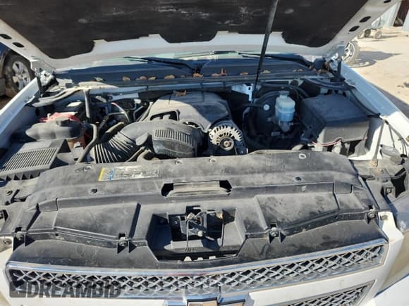 ✅ 2009 Chevrolet Suburban LTZ • VIN: 1GNFK36339R293786 • Lot: 92872055. Wystawiony na Copart z przebiegiem 212 006 mil. Bezpłatny archiwum sprzedaży aukcyjnych z USA i szczegółowy raport historii pojazdu na DreamBid. Zdjęcie 12.