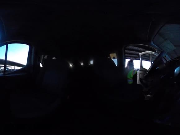 ✅ 2024 Ford Transit Passenger XL • VIN: 1FBAX9YG2RKA76007 • Лот: 41291052. Опубликован ранее на IAAI с пробегом 5 741 миль. Бесплатный доступ к архиву аукционных продаж из США и подробный отчёт об истории автомобиля на DreamBid. Изображение 18.