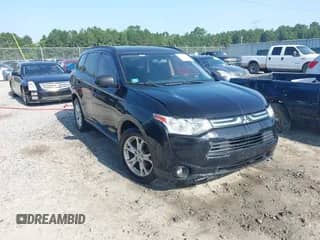 2014 Mitsubishi Outlander SE с VIN JA4AD3A38EZ003003, выставлен на аукционе IAAI как лот 42783381 с пробегом 142 737 миль миль и . История ставок и продаж доступна на DreamBid. Изображение 1.