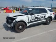 ✅ 2020 Ford Police Interceptor Utility • VIN: 1FM5K8AW5LGC67871 • Lot: 41786146. Wystawiony na IAAI z przebiegiem 95 458 mil. Bezpłatny archiwum sprzedaży aukcyjnych z USA i szczegółowy raport historii pojazdu na DreamBid. Zdjęcie 2.