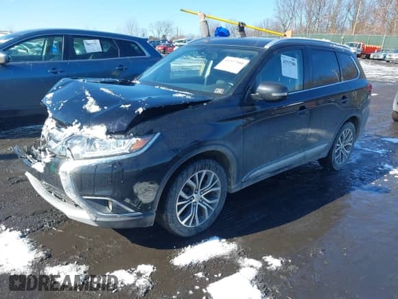 2017 Mitsubishi Outlander SE с VIN JA4AZ3A32HZ058147, выставлен на аукционе IAAI как лот 41537588 с пробегом 99 461 миль миль и . История ставок и продаж доступна на DreamBid. Изображение 2.