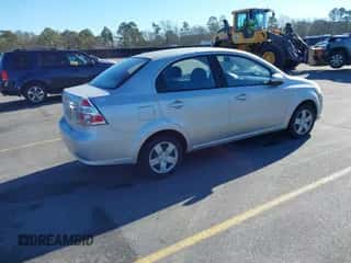 2007 Chevrolet Aveo LS z VIN KL1TD56657B150282, wystawiony jako IAAI lot #41416393 z przebiegiem 74 809 mil mil oraz . Historia ofert i sprzedaży dostępna na DreamBid. Obrazek 4.