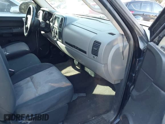 ✅ 2007 Chevrolet Silverado 1500 1LT • VIN: 2GCEC13C071714511 • Lot: 43501272. Listed on IAAI with 186,483 mi. Free auction sales archive from the USA and detailed vehicle history report at DreamBid. Image 5.