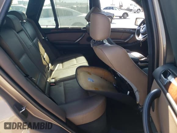 ✅ 2006 BMW X5 4.4i • VIN: 5UXFB53546LV22368 • Lot: 70644194. Listed on Copart with 152,873 mi. Free auction sales archive from the USA and detailed vehicle history report at DreamBid. Image 11.