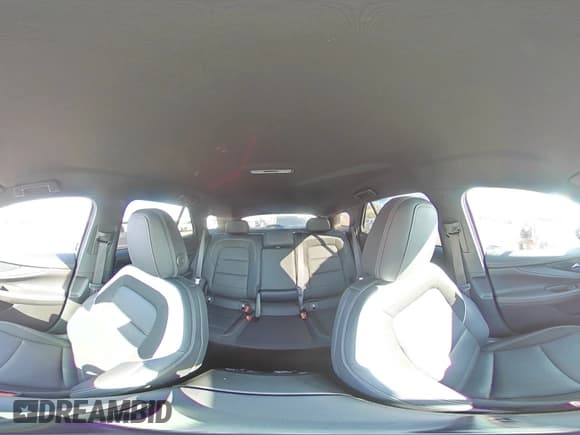 ✅ 2024 Chevrolet Blazer EV eAWD LT • VIN: 3GNKDBRJ6RS248531 • Lot: 91869295. Wystawiony na Copart z przebiegiem 19 285 mil. Bezpłatny archiwum sprzedaży aukcyjnych z USA i szczegółowy raport historii pojazdu na DreamBid. Zdjęcie 15.