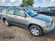 ✅ 2000 Lexus RX 300 • VIN: JT6GF10U5Y0073549 • Lot: 81023395. Listed on Copart with 219,263 mi. Free auction sales archive from the USA and detailed vehicle history report at DreamBid. Image 4.