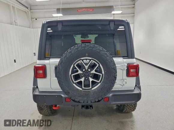✅ 2025 Jeep Wrangler Rubicon • VIN: 1C4PJXFN6SW663645 • Lot: 93994835. Listed on Copart with 3,465 mi. Free auction sales archive from the USA and detailed vehicle history report at DreamBid. Image 6.