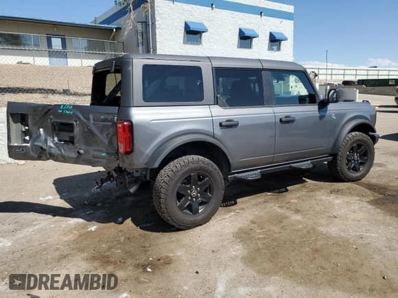 ✅ 2024 Ford Bronco Black Diamond • VIN: 1FMEE1BPXRLA08007 • Lot: 60111325. Listed on Copart with 12,864 mi. Free auction sales archive from the USA and detailed vehicle history report at DreamBid. Image 3.