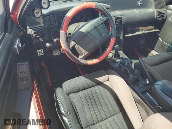 ✅ 1991 Ford Mustang GT • VIN: 1FACP42E6MF193157 • Лот: 49492984. Опубликован ранее на Copart с пробегом 93 613 миль. Бесплатный доступ к архиву аукционных продаж из США и подробный отчёт об истории автомобиля на DreamBid. Изображение 8.