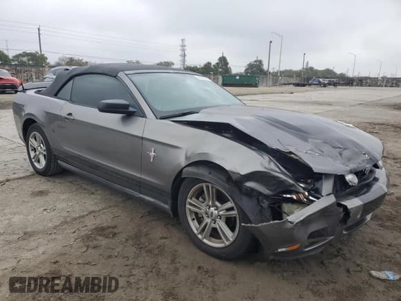 ✅ 2010 Ford Mustang V6 • VIN: 1ZVBP8ENXA5122356 • Lot: 55928825. Listed on Copart with 59,434 mi. Free auction sales archive from the USA and detailed vehicle history report at DreamBid. Image 4.