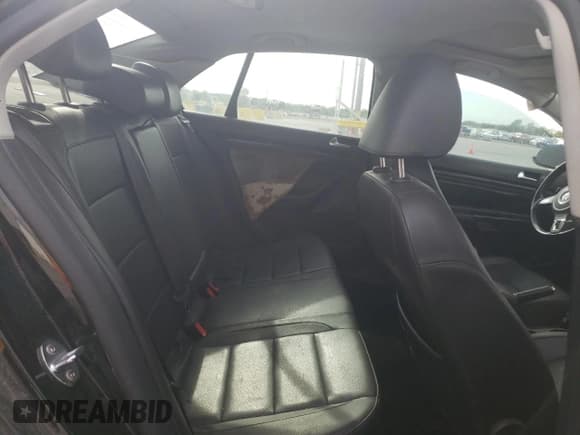 ✅ 2010 Volkswagen Jetta SE • VIN: 3VWRX7AJ8AM008166 • Lot: 53916215. Listed on Copart with 211,197 mi. Free auction sales archive from the USA and detailed vehicle history report at DreamBid. Image 10.