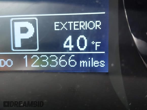 ✅ 2015 Toyota Sienna LE • VIN: 5TDKK3DC5FS576164 • Lot: 43730628. Listed on IAAI with 123,366 mi. Free auction sales archive from the USA and detailed vehicle history report at DreamBid. Image 15.