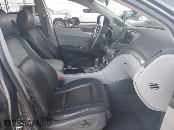 ✅ 2008 Subaru Tribeca Limited • VIN: 4S4WX90DX84410446 • Lot: 42171152. Listed on IAAI with 204,590 mi. Free auction sales archive from the USA and detailed vehicle history report at DreamBid. Image 5.