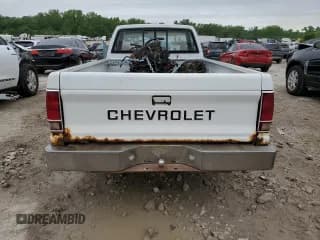 ✅ 1985 Chevrolet S-10 • VIN: 1GCCS14B0F2217537 • Лот: 54931415. Опубликован ранее на Copart с пробегом 453 455 миль. Бесплатный доступ к архиву аукционных продаж из США и подробный отчёт об истории автомобиля на DreamBid. Изображение 6.