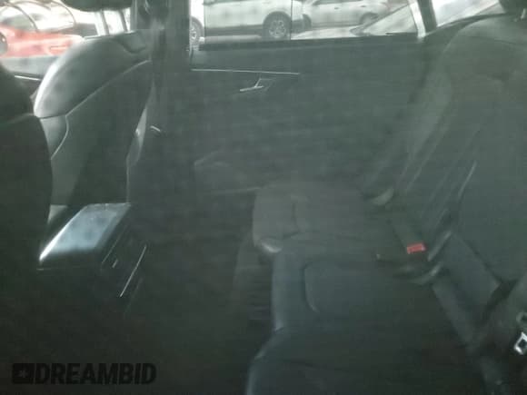 ✅ 2019 Audi Q8 Prestige • VIN: WA1FVAF14KD014409 • Lot: 46247933. Wystawiony na Copart z przebiegiem 61 843 mil. Bezpłatny archiwum sprzedaży aukcyjnych z USA i szczegółowy raport historii pojazdu na DreamBid. Zdjęcie 11.