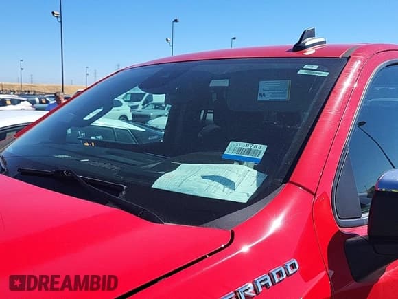 ✅ 2024 Chevrolet Silverado 1500 LT • VIN: 1GCRDDEK1RZ155405 • Lot: 43693969. Listed on IAAI with 50,431 mi. Free auction sales archive from the USA and detailed vehicle history report at DreamBid. Image 18.