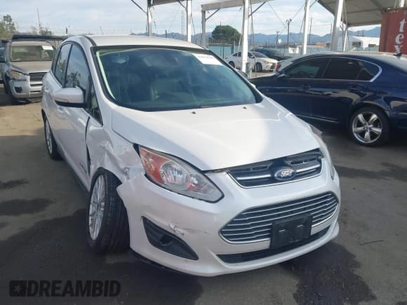 ✅ 2015 Ford C-Max SEL • VIN: 1FADP5BU8FL114061 • Lot: 43674363. Wystawiony na IAAI z przebiegiem 100 264 mil. Bezpłatny archiwum sprzedaży aukcyjnych z USA i szczegółowy raport historii pojazdu na DreamBid. Zdjęcie 1.