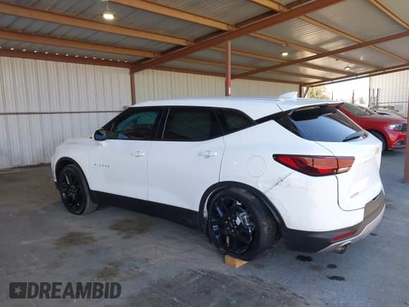 ✅ 2023 Chevrolet Blazer LT • VIN: 3GNKBCR41PS181064 • Lot: 42904641. Listed on IAAI with 26,617 mi. Free auction sales archive from the USA and detailed vehicle history report at DreamBid. Image 6.