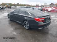 ✅ 2019 Honda Accord Sport • VIN: 1HGCV2F30KA018461 • Лот: 43547432. Опубликован ранее на IAAI с пробегом 83 373 миль. Бесплатный доступ к архиву аукционных продаж из США и подробный отчёт об истории автомобиля на DreamBid. Изображение 3.