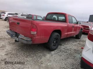 ✅ 2001 Dodge Dakota • VIN: 1B7GL22X41S256594 • Lot: 43012935. Wystawiony na Copart z przebiegiem 217 179 mil. Bezpłatny archiwum sprzedaży aukcyjnych z USA i szczegółowy raport historii pojazdu na DreamBid. Zdjęcie 3.