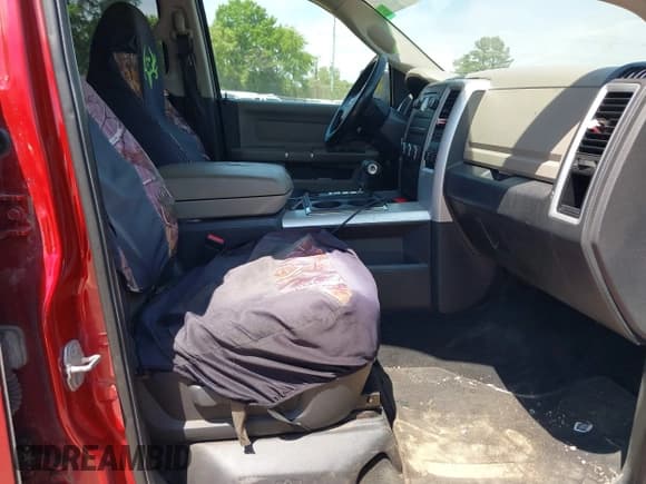 ✅ 2010 Dodge 1500 SLT • VIN: 1D7RV1CT4AS186481 • Lot: 41977635. Wystawiony na IAAI z przebiegiem 196 131 mil. Bezpłatny archiwum sprzedaży aukcyjnych z USA i szczegółowy raport historii pojazdu na DreamBid. Zdjęcie 5.