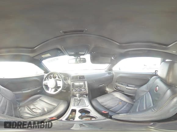 ✅ 2014 Dodge Challenger R/T Classic • VIN: 2C3CDYBT8EH310802 • Lot: 42165015. Wystawiony na Copart z przebiegiem 123 806 mil. Bezpłatny archiwum sprzedaży aukcyjnych z USA i szczegółowy raport historii pojazdu na DreamBid. Zdjęcie 13.