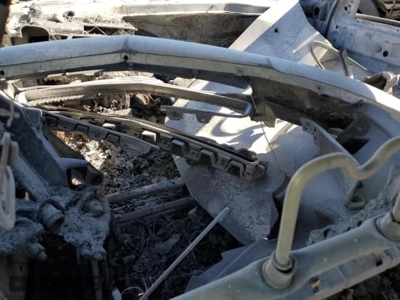 ✅ 2011 Chevrolet Malibu LTZ • VIN: 1G1ZE5E11BF391255 • Lot: 68768704. Listed on Copart with Not provided. Free auction sales archive from the USA and detailed vehicle history report at DreamBid. Image 8.