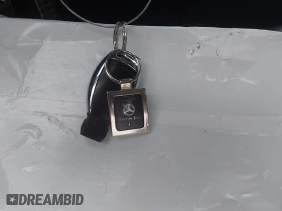 ✅ 2008 Mercedes-Benz C 300 Sport • VIN: WDDGF54X98F097151 • Lot: 43469884. Wystawiony na IAAI z przebiegiem 195 708 mil. Bezpłatny archiwum sprzedaży aukcyjnych z USA i szczegółowy raport historii pojazdu na DreamBid. Zdjęcie 11.