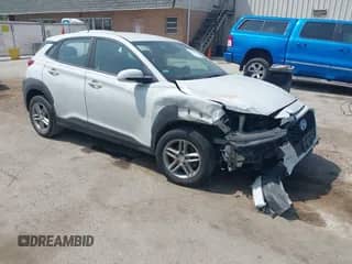 2019 Hyundai Kona SE с VIN KM8K12AA3KU282781, выставлен на аукционе IAAI как лот 42518967 с пробегом 73 174 миль миль и . История ставок и продаж доступна на DreamBid. Изображение 1.