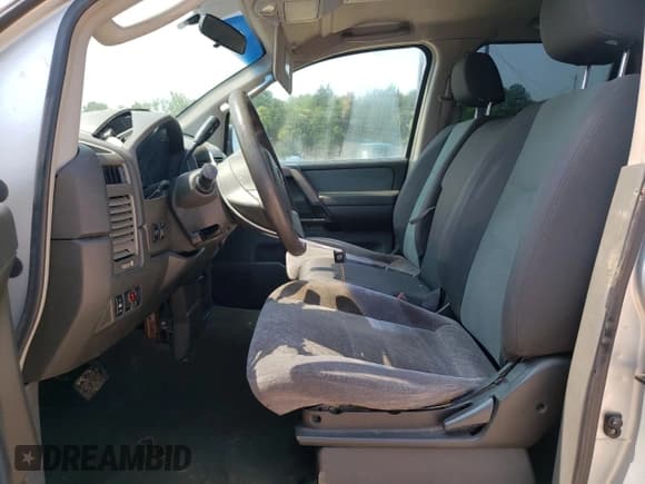 ✅ 2005 Nissan Titan LE • VIN: 1N6BA07B85N520922 • Lot: 59089845. Listed on Copart with 240,804 mi. Free auction sales archive from the USA and detailed vehicle history report at DreamBid. Image 7.