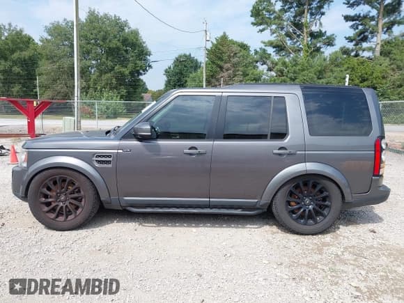 ✅ 2016 Land Rover LR4 HSE • VIN: SALAG2V68GA793988 • Lot: 42878308. Listed on IAAI with 142,738 mi. Free auction sales archive from the USA and detailed vehicle history report at DreamBid. Image 14.