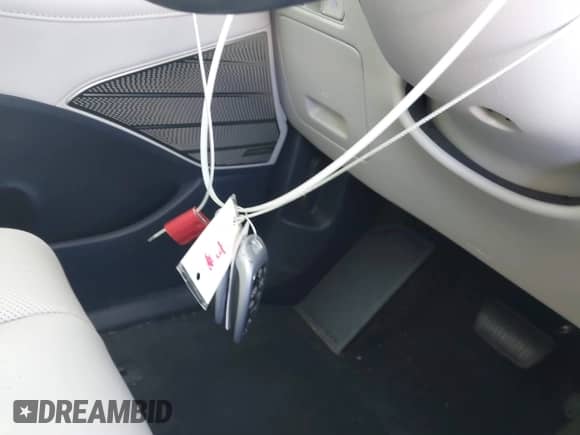 2025 Hyundai Palisade Calligraphy с VIN KM8R74GE2SU935197, выставлен на аукционе IAAI как лот 43286627 с пробегом 3 505 миль миль и . История ставок и продаж доступна на DreamBid. Изображение 11.