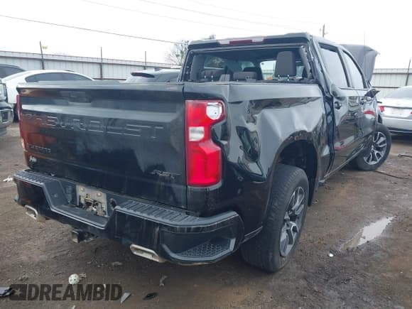 ✅ 2022 Chevrolet Silverado 1500 RST • VIN: 3GCUYEET2NG172334 • Лот: 41042263. Опубликован ранее на IAAI с пробегом 72 747 миль. Бесплатный доступ к архиву аукционных продаж из США и подробный отчёт об истории автомобиля на DreamBid. Изображение 4.