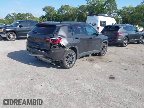 2021 Jeep Compass 80th Anniversary with VIN 3C4NJCEB4MT564077, listed as a IAAI auction lot 42323844 with 44,241 mi miles and . Bid and sale history available at DreamBid. Image 4.