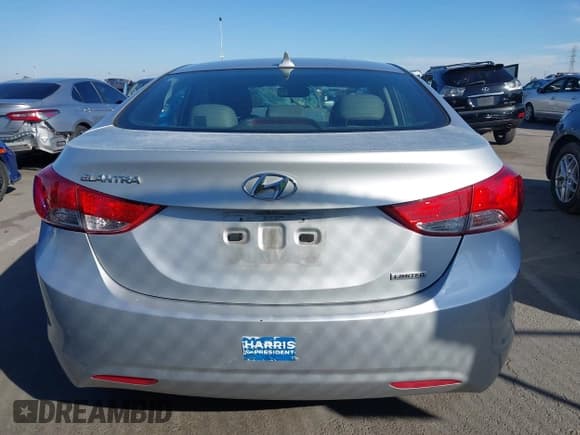 ✅ 2013 Hyundai Elantra Limited • VIN: 5NPDH4AE7DH415532 • Lot: 43584992. Listed on IAAI with 126,884 mi. Free auction sales archive from the USA and detailed vehicle history report at DreamBid. Image 16.