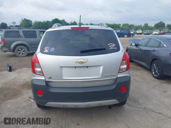 ✅ 2014 Chevrolet Captiva Sport LS • VIN: 3GNAL2EK2ES640526 • Lot: 42471809. Wystawiony na IAAI z przebiegiem 89 547 mil. Bezpłatny archiwum sprzedaży aukcyjnych z USA i szczegółowy raport historii pojazdu na DreamBid. Zdjęcie 16.