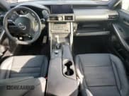 ✅ 2020 Lexus IS 300 F Sport • VIN: JTHG81F27L5042709 • Лот: 70401635. Опубликован ранее на Copart с пробегом Не указан. Бесплатный доступ к архиву аукционных продаж из США и подробный отчёт об истории автомобиля на DreamBid. Изображение 8.