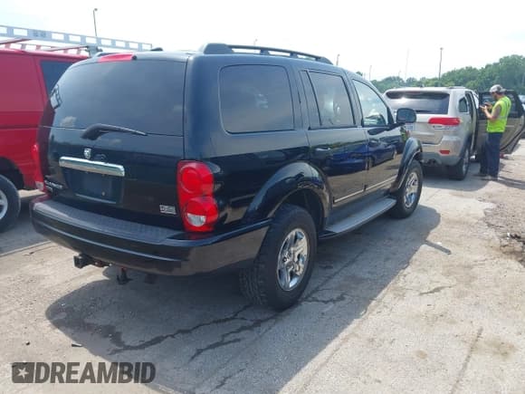 ✅ 2005 Dodge Durango Limited • VIN: 1D4HB58D053587969 • Лот: 42856719. Опубликован ранее на IAAI с пробегом 238 924 миль. Бесплатный доступ к архиву аукционных продаж из США и подробный отчёт об истории автомобиля на DreamBid. Изображение 4.