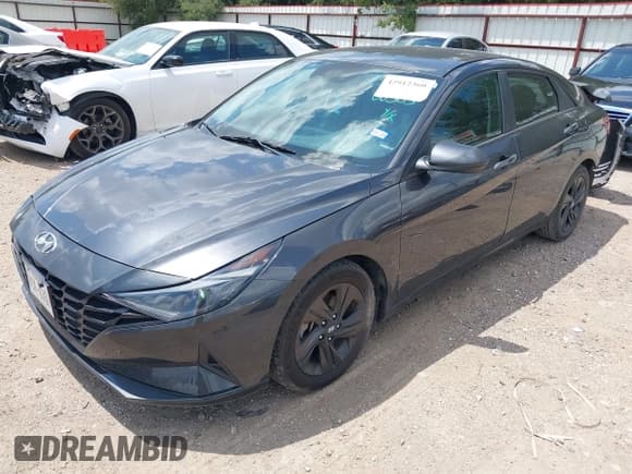 ✅ 2021 Hyundai Elantra SEL • VIN: 5NPLM4AG1MH009934 • Lot: 42912360. Listed on IAAI with Not provided. Free auction sales archive from the USA and detailed vehicle history report at DreamBid. Image 18.