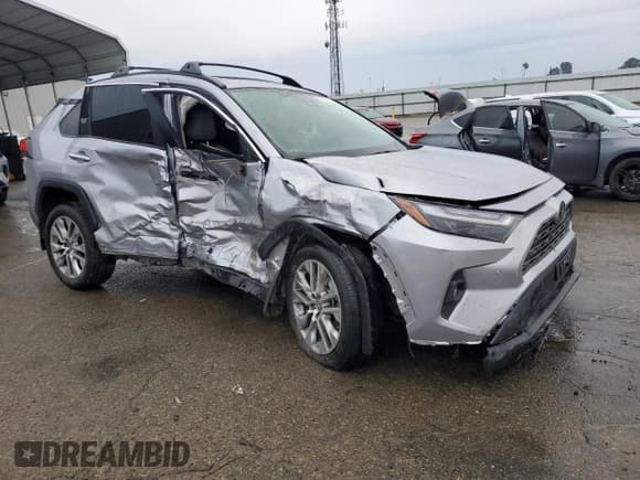 ✅ 2022 Toyota RAV4 Limited • VIN: 2T3Y1RFV5NC178790 • Лот: 86858444. Опубликован ранее на Copart с пробегом 57 341 миль. Бесплатный доступ к архиву аукционных продаж из США и подробный отчёт об истории автомобиля на DreamBid. Изображение 4.