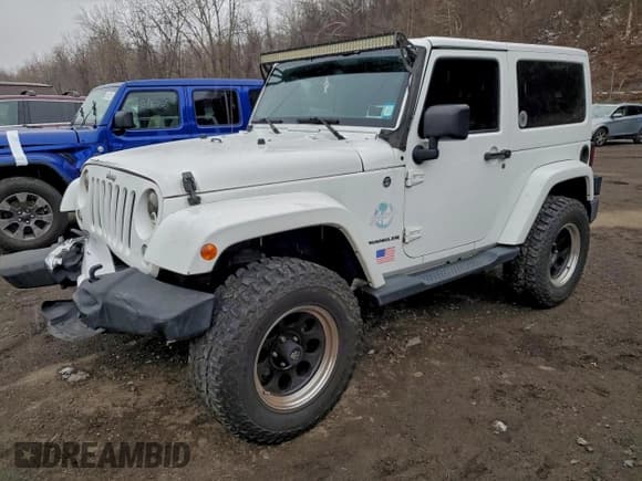 ✅ 2015 Jeep Wrangler Sahara • VIN: 1C4AJWBG1FL523176 • Lot: 95531215. Wystawiony na Copart z przebiegiem 136 808 mil. Bezpłatny archiwum sprzedaży aukcyjnych z USA i szczegółowy raport historii pojazdu na DreamBid. Zdjęcie 1.