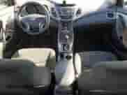 2015 Hyundai Elantra SE с VIN KMHDH4AE8FU281747, выставлен на аукционе Copart как лот 82620905 с пробегом 196 769 миль миль и Списание • Salvage title. История ставок и продаж доступна на DreamBid. Изображение 8.