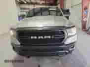2023 Ram 1500 Tradesman z VIN 1C6RRFCG4PN615468, wystawiony jako Copart lot #89879455 z przebiegiem 12 054 mil mil oraz Czysty tytuł • Clean title. Historia ofert i sprzedaży dostępna na DreamBid. Obrazek 5.