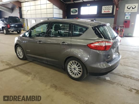 ✅ 2014 Ford C-Max SE • VIN: 1FADP5AU1EL501955 • Лот: 51751725. Опубликован ранее на Copart с пробегом 140 059 миль. Бесплатный доступ к архиву аукционных продаж из США и подробный отчёт об истории автомобиля на DreamBid. Изображение 2.
