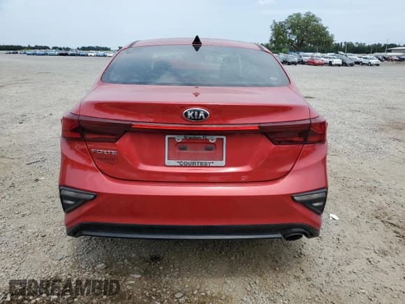 ✅ 2019 Kia Forte LXS • VIN: 3KPF24AD4KE112694 • Lot: 58161465. Wystawiony na Copart z przebiegiem 112 375 mil. Bezpłatny archiwum sprzedaży aukcyjnych z USA i szczegółowy raport historii pojazdu na DreamBid. Zdjęcie 6.