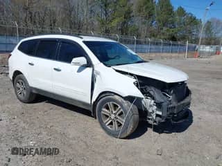 2017 Chevrolet Traverse LT z VIN 1GNKRHKD2HJ296360, wystawiony jako IAAI lot #41840589 z przebiegiem 140 479 mil mil oraz . Historia ofert i sprzedaży dostępna na DreamBid. Obrazek 1.