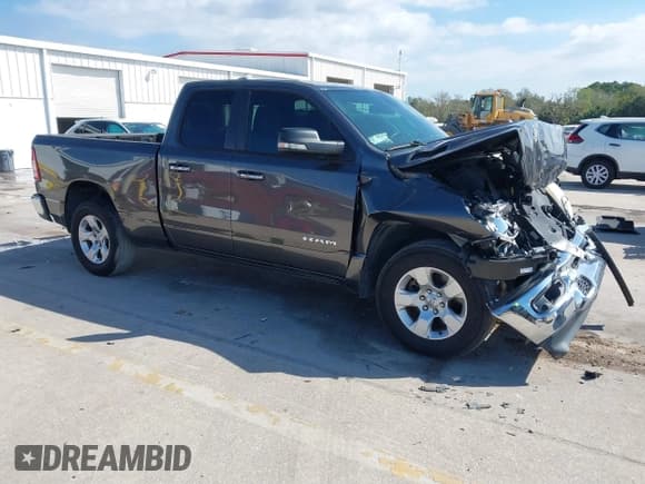 ✅ 2019 Ram 1500 Big Horn • VIN: 1C6RREBT7KN905172 • Lot: 41598070. Wystawiony na IAAI z przebiegiem 73 093 mil. Bezpłatny archiwum sprzedaży aukcyjnych z USA i szczegółowy raport historii pojazdu na DreamBid. Zdjęcie 1.