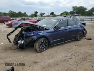 2020 Hyundai Sonata SEL Plus z VIN 5NPEJ4J26LH017421, wystawiony jako Copart lot #68254155 z przebiegiem Nie podano mil oraz Szkoda całkowita • Salvage title. Historia ofert i sprzedaży dostępna na DreamBid. Obrazek 1.
