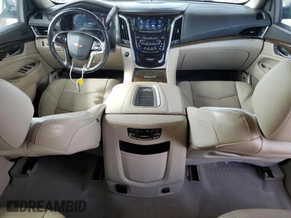 ✅ 2018 Cadillac Escalade ESV Luxury • VIN: 1GYS4HKJ9JR331927 • Лот: 66510275. Опубликован ранее на Copart с пробегом 92 815 миль. Бесплатный доступ к архиву аукционных продаж из США и подробный отчёт об истории автомобиля на DreamBid. Изображение 8.